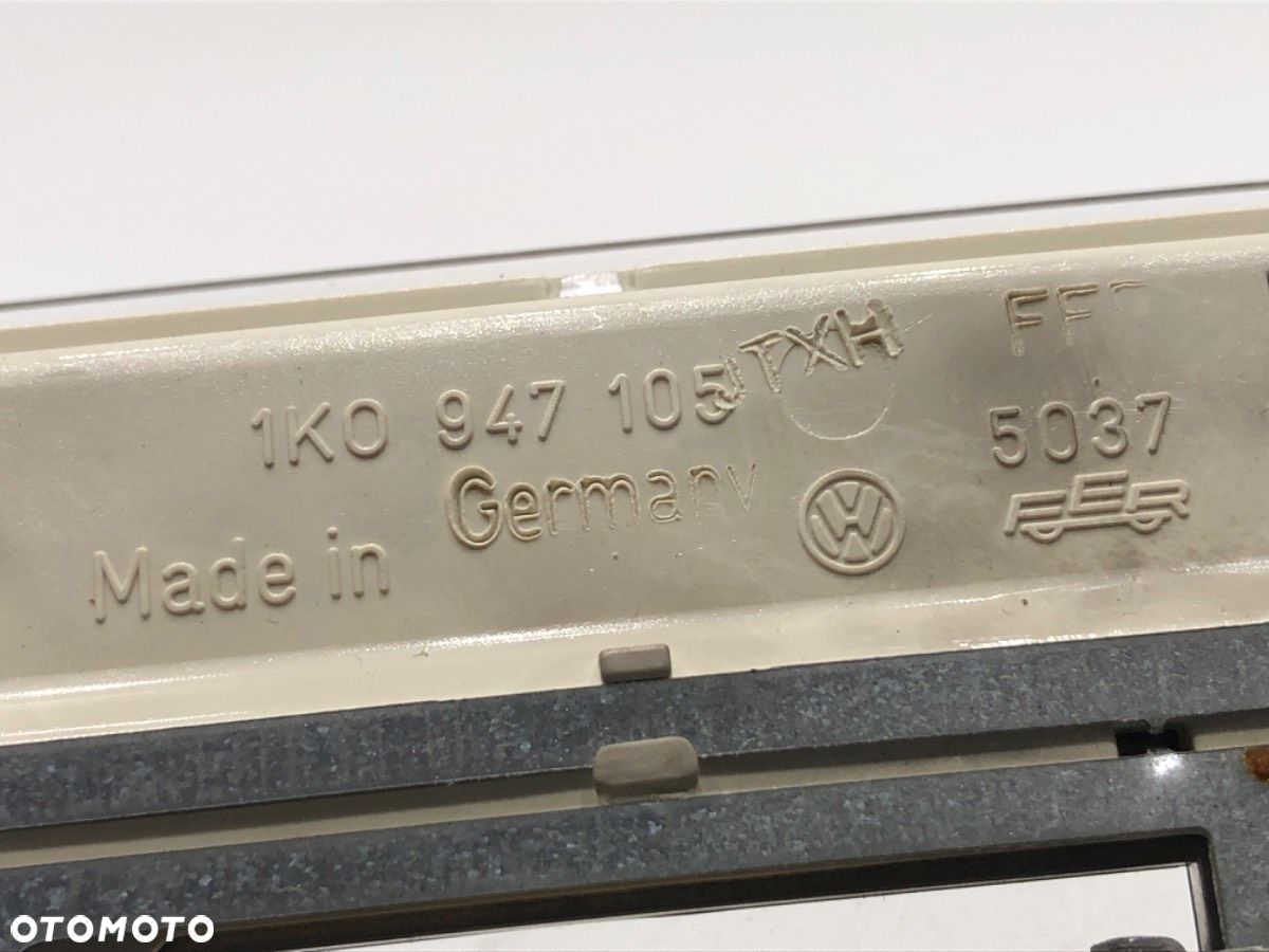 LAMPA SUFITOWA - 149.00 PLN - VW PASSAT B6 (3C2) 2005 - 2010 1.9 TDI 77 kW [105 KM] olej napędowy - 8