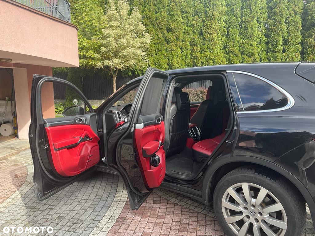 Porsche Cayenne S Diesel - 10