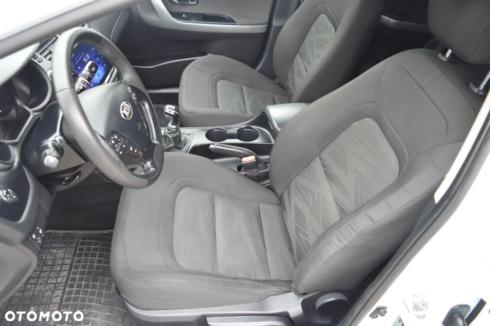 Kia Ceed 1.4 CVVT Edition 7 - 21