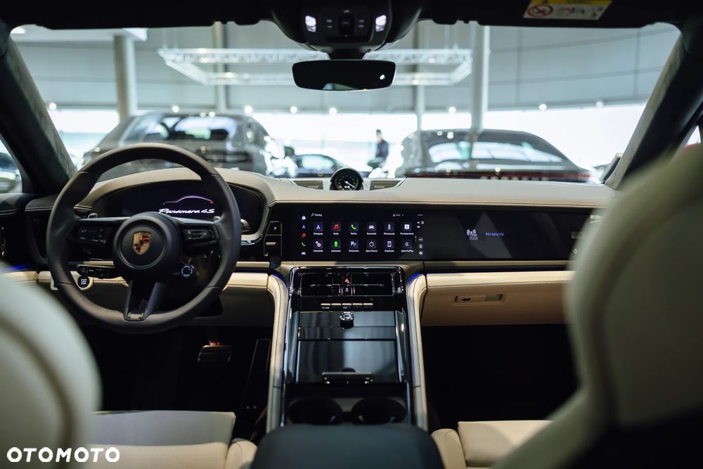 Porsche Panamera 4S E-Hybrid - 18
