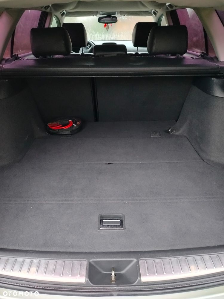 Toyota Avensis 2.0 D-4D Combi - 4