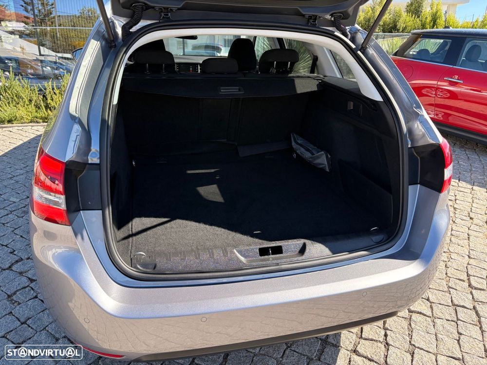 Peugeot 308 SW 1.5 BlueHDi Style - 15