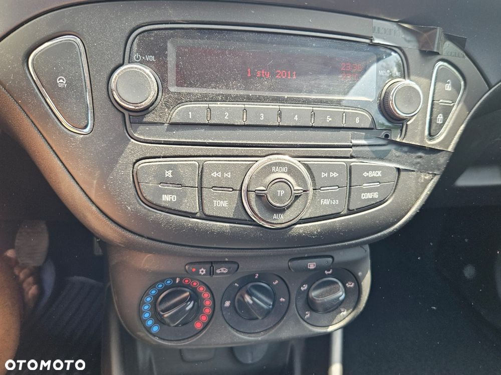 Opel Corsa 1.2 Cosmo - 30