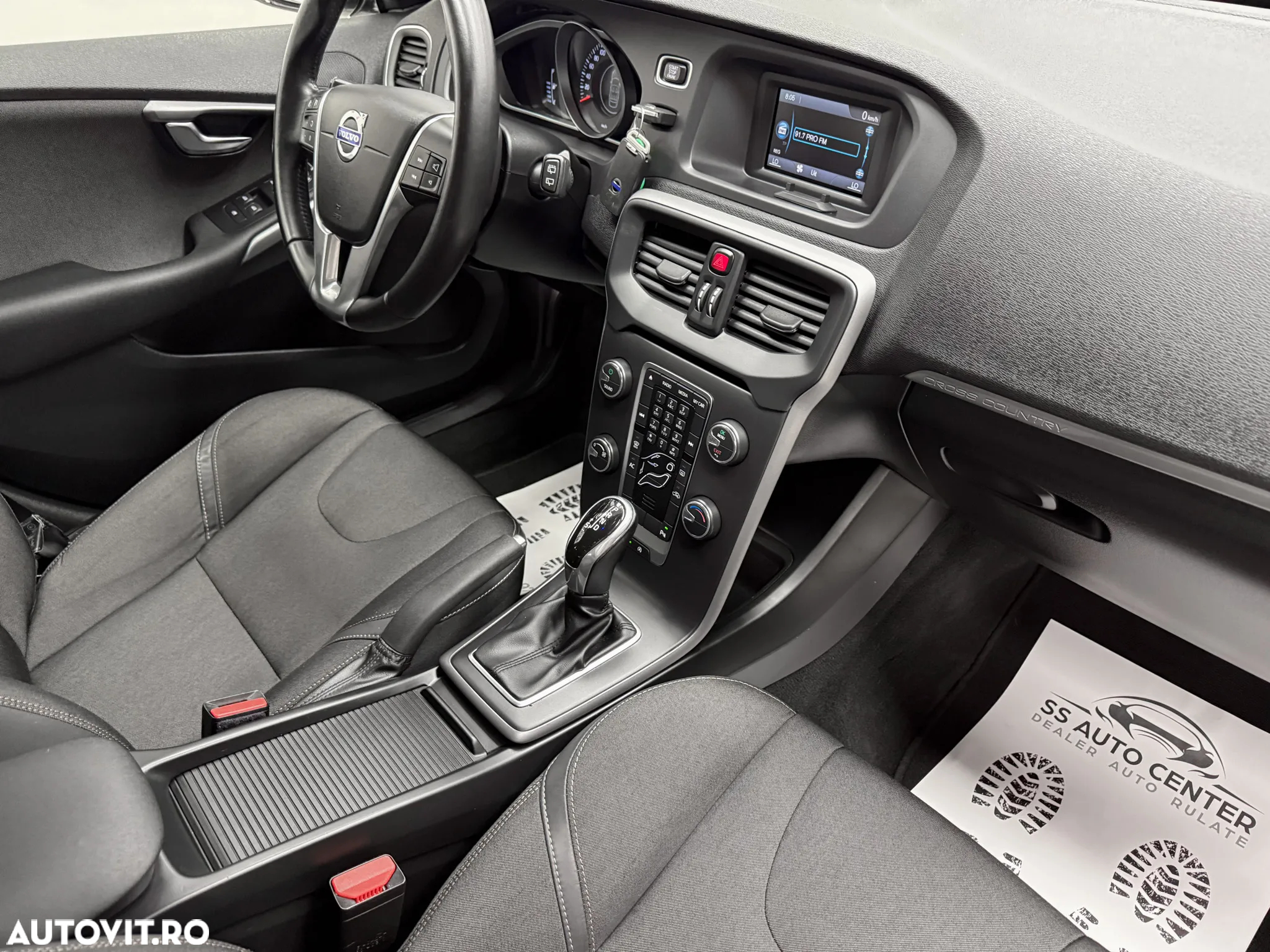 Volvo V40 Cross Country D2 Powershift Momentum - 13
