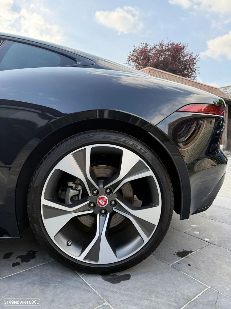 Jaguar F-Type 2.0 i4 R-Dynamic Black - 12