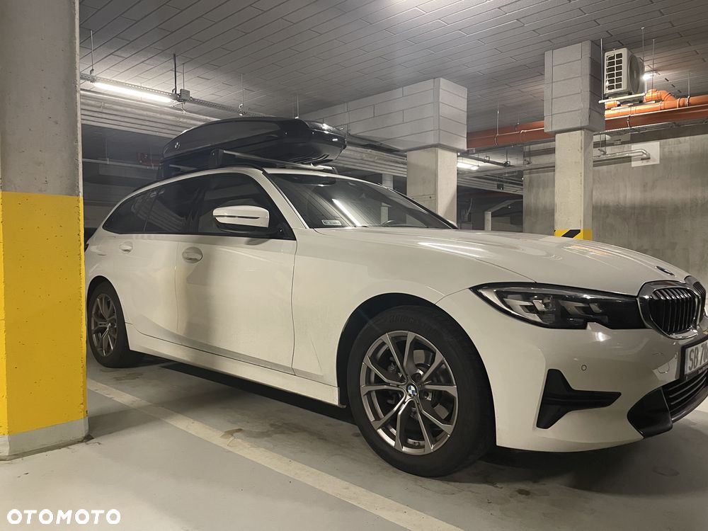 BMW Seria 3 318i Sport Line - 2
