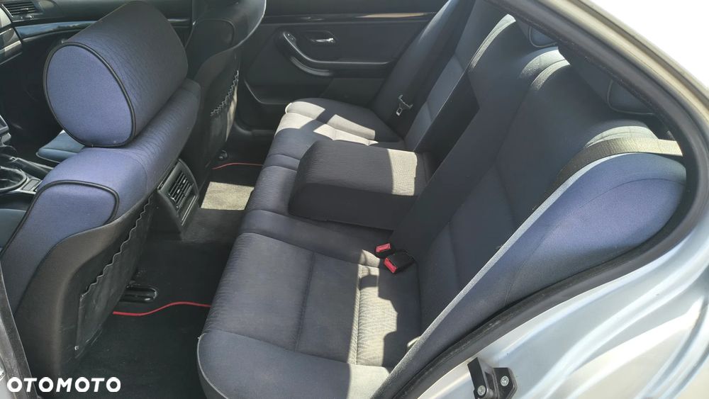 BMW Seria 5 - 13