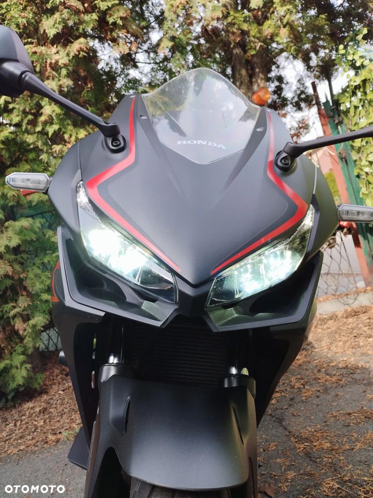 Honda CBR - 5