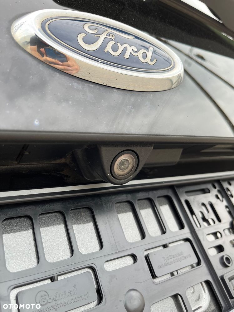 Ford Galaxy 2.0 EcoBlue S&S TITANIUM - 19