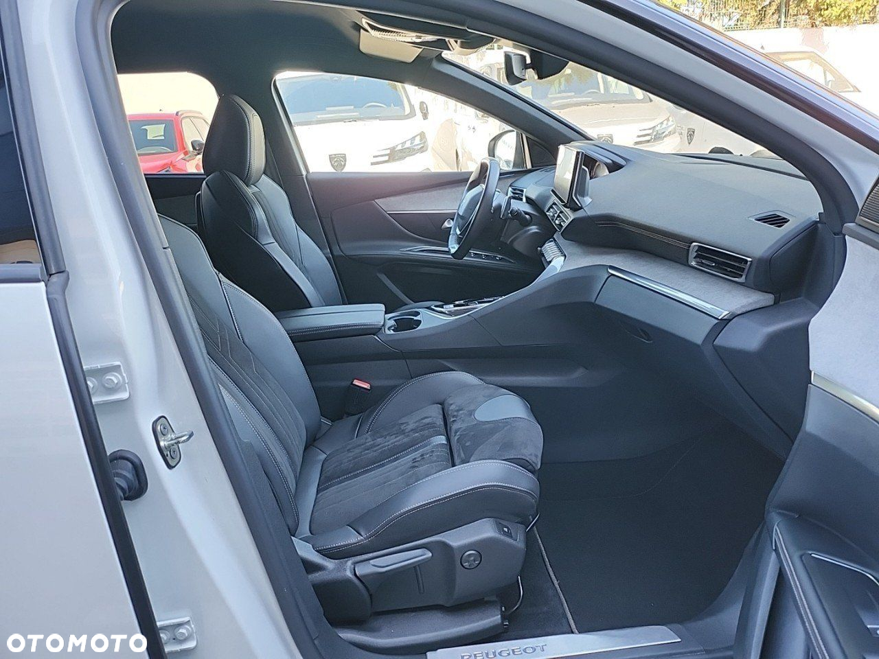Peugeot 5008 1.5 BlueHDi GT Pack S&S EAT8 - 12