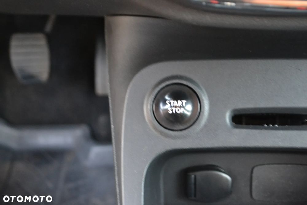 Renault Captur - 24