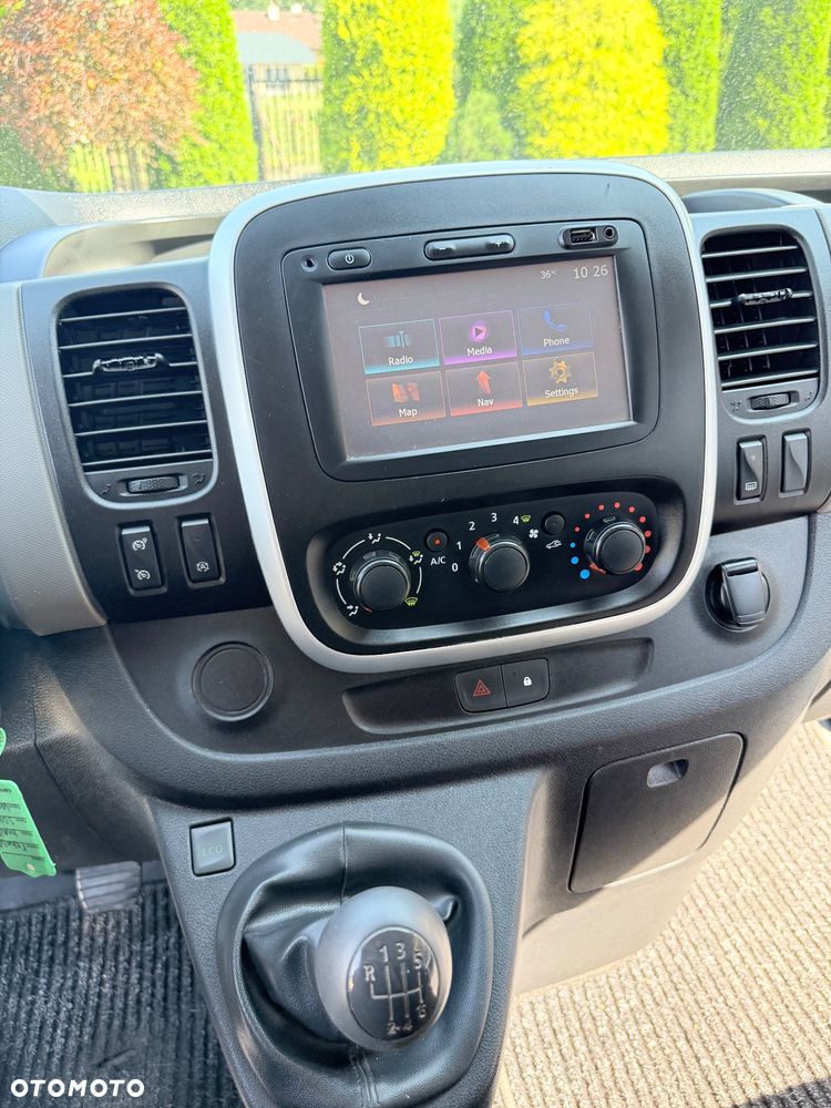 Renault Trafic - 22