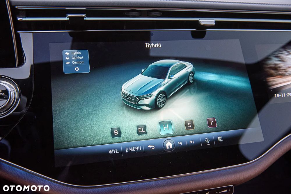 Mercedes-Benz Klasa E - 18