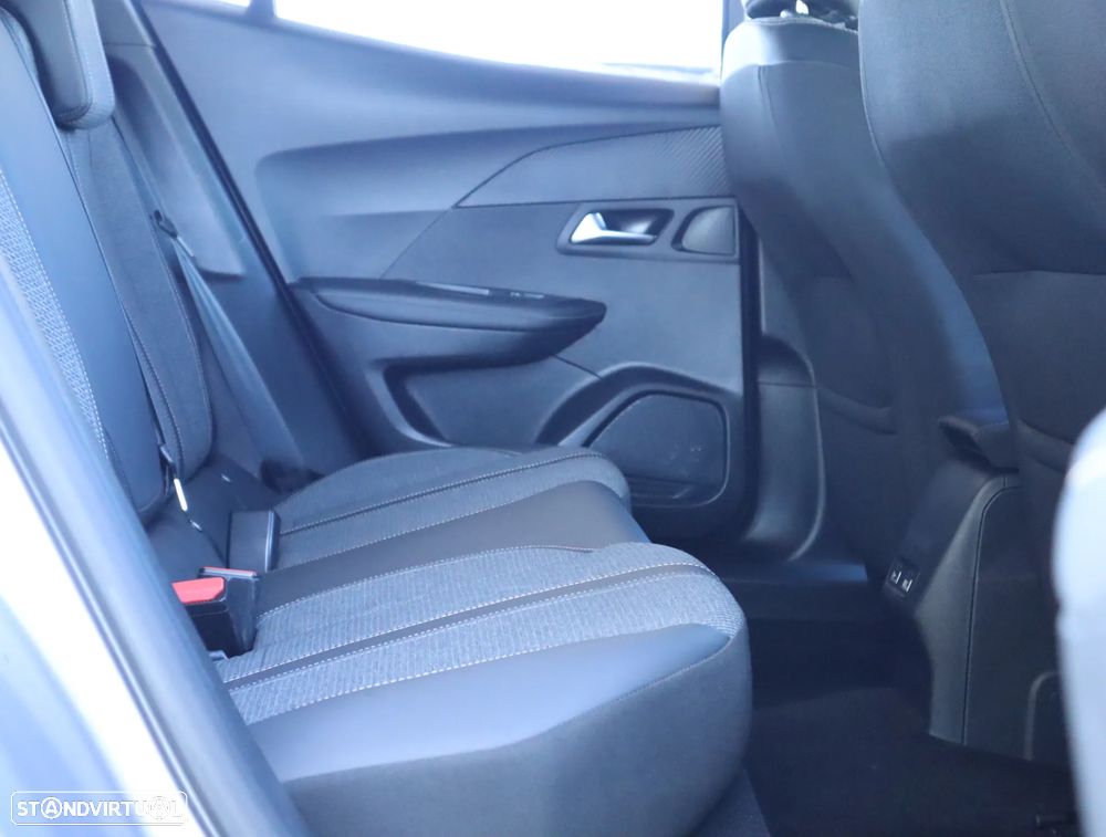 Peugeot 2008 1.2 Allure - 24
