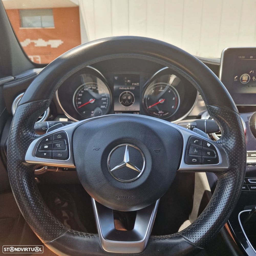 Mercedes-Benz C 300 BlueTEC Hybrid AMG Line - 9