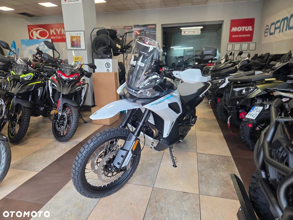 CFMoto 1000 MT-X - 1