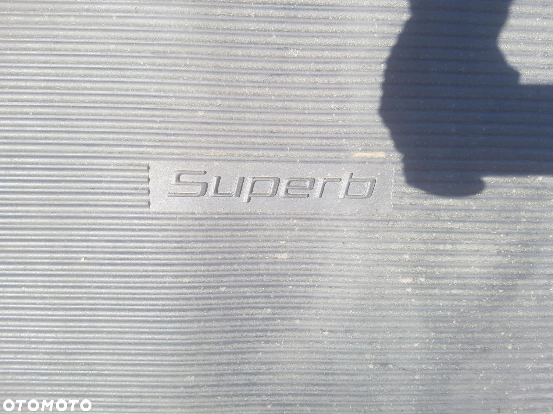 SKODA SUPERB 2 II 08-15 KOMBI WYKŁADZINA BAGAŻNIKA - 2