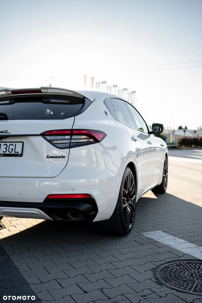 Maserati Levante - 5