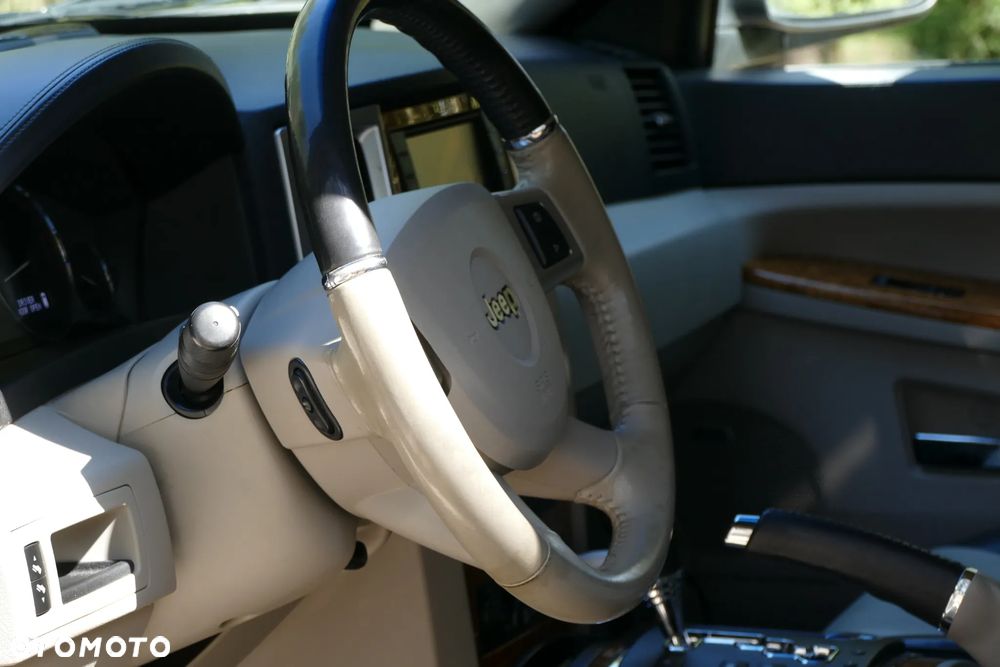 Jeep Grand Cherokee 3.0 CRD Automatik Limited - 28