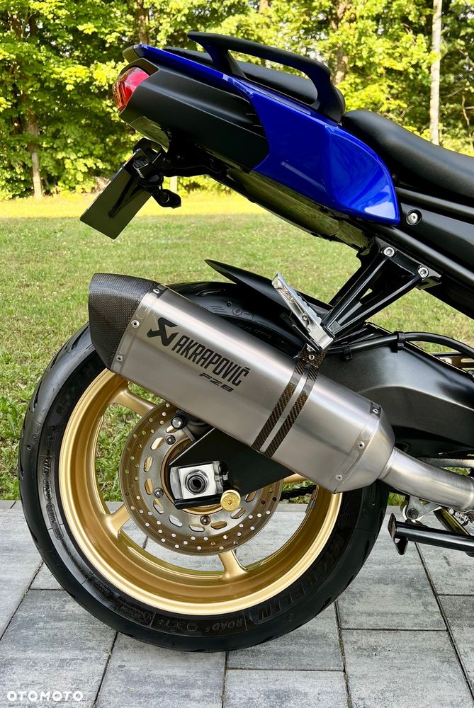 Yamaha FZ8 - 8