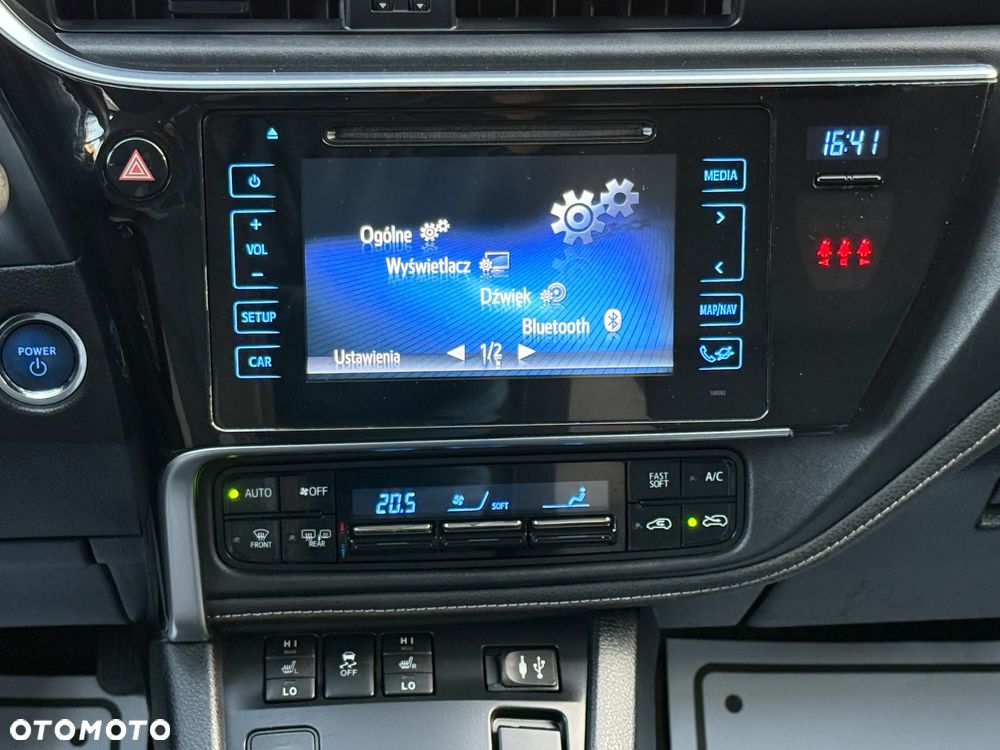 Toyota Auris Hybrid 135 Comfort - 7