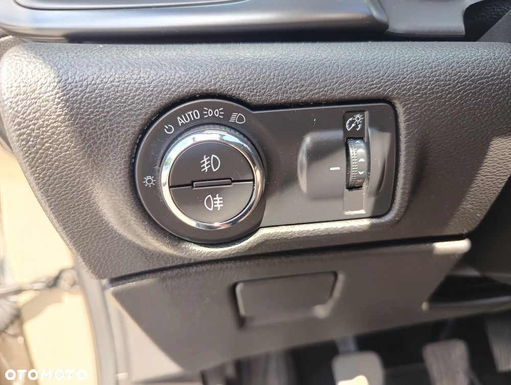 Opel Cascada 1.4 Turbo (ecoFLEX) Start/Stop Edition - 34