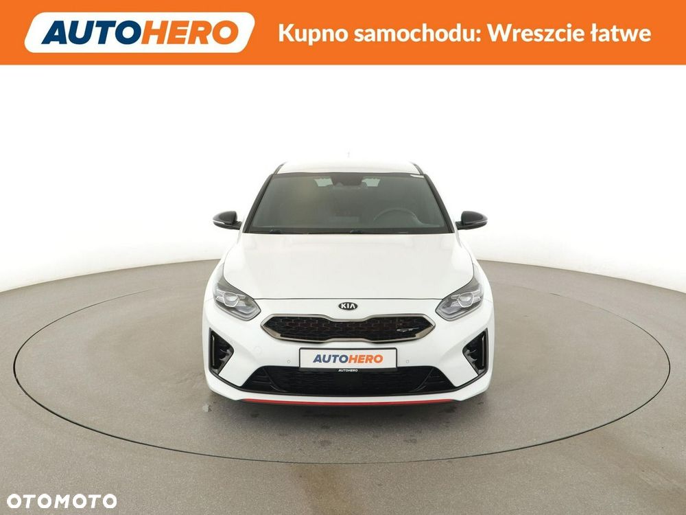 Kia ProCeed 1.6 T-GDI GT DCT - 12