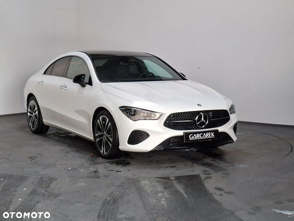 Mercedes-Benz CLA - 14