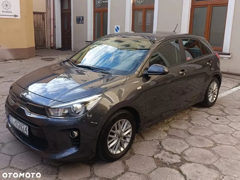 Kia Rio 1.4 L - 1