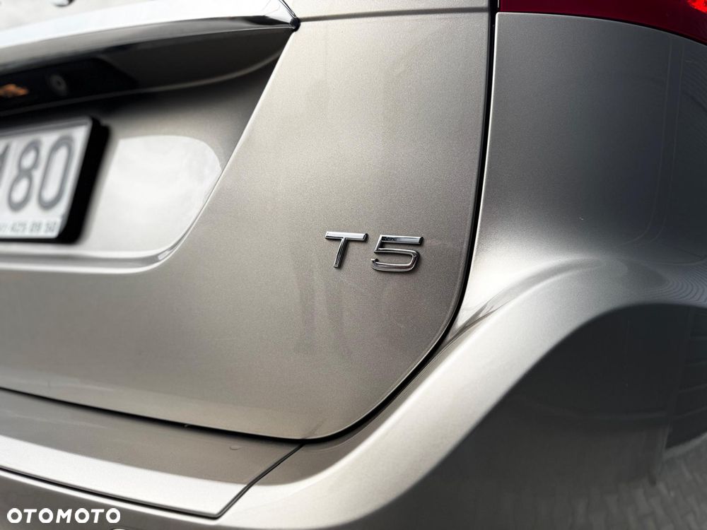 Volvo XC 60 - 26