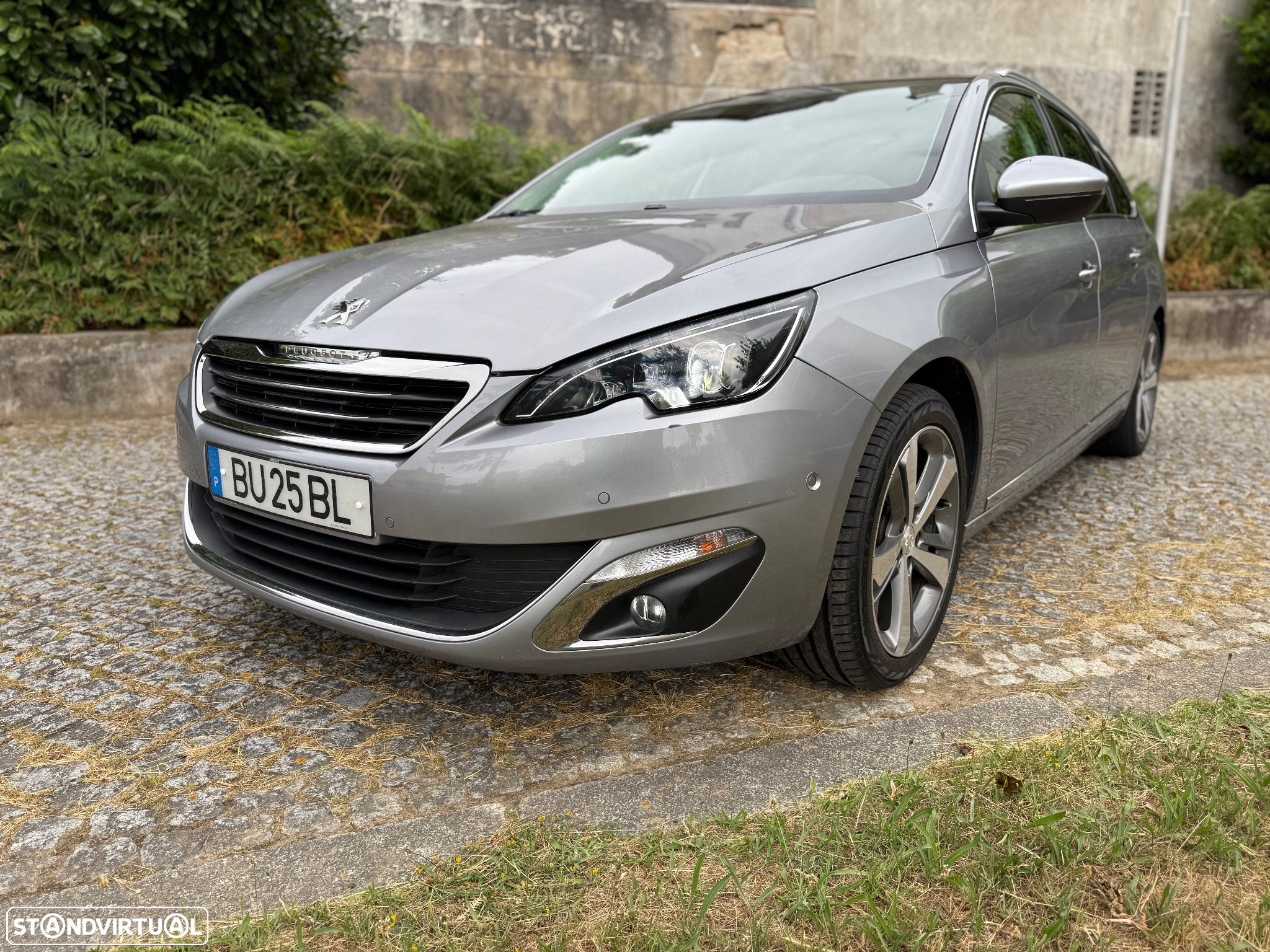 Peugeot 308 SW PureTech 130 EAT6 Stop & Start Allure - 19
