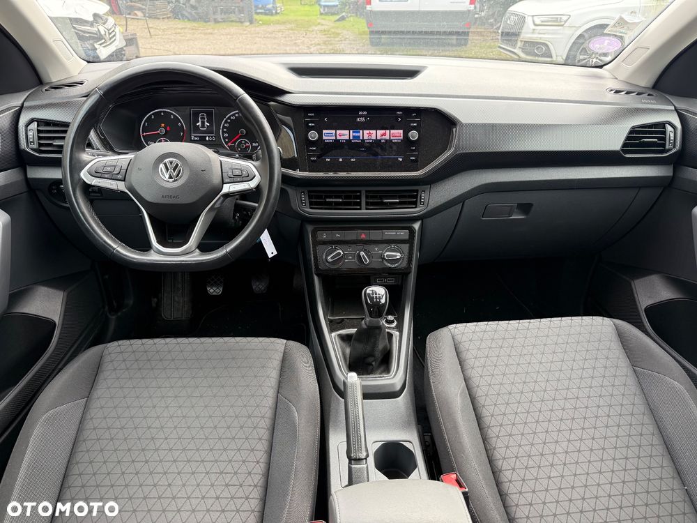 Volkswagen T-Cross - 14