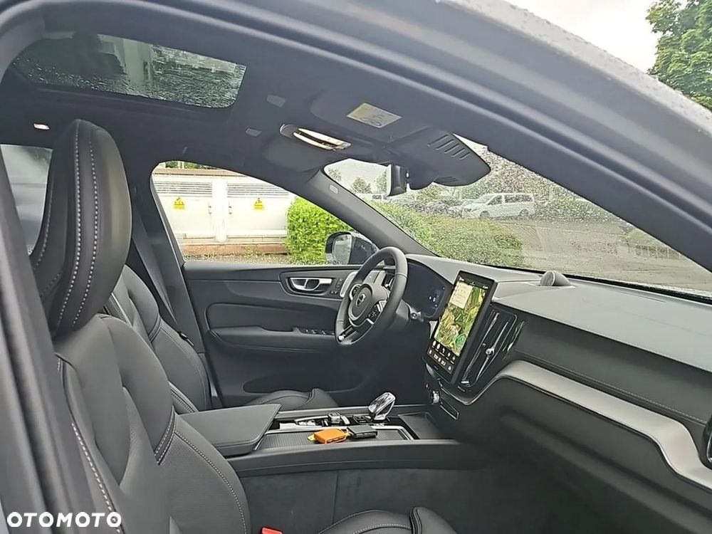 Volvo XC 60 B5 B AWD Ultra Black Edition - 10
