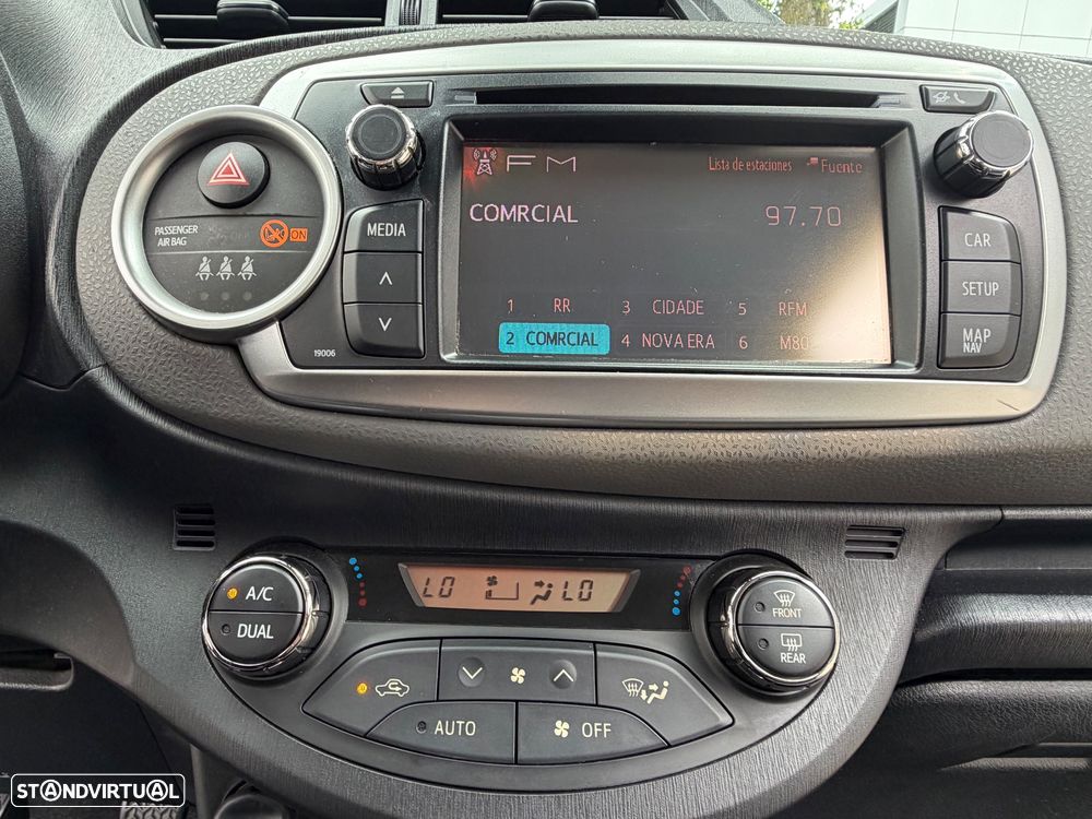 Toyota Yaris 1.0 VVT-i Comfort+Navi - 15