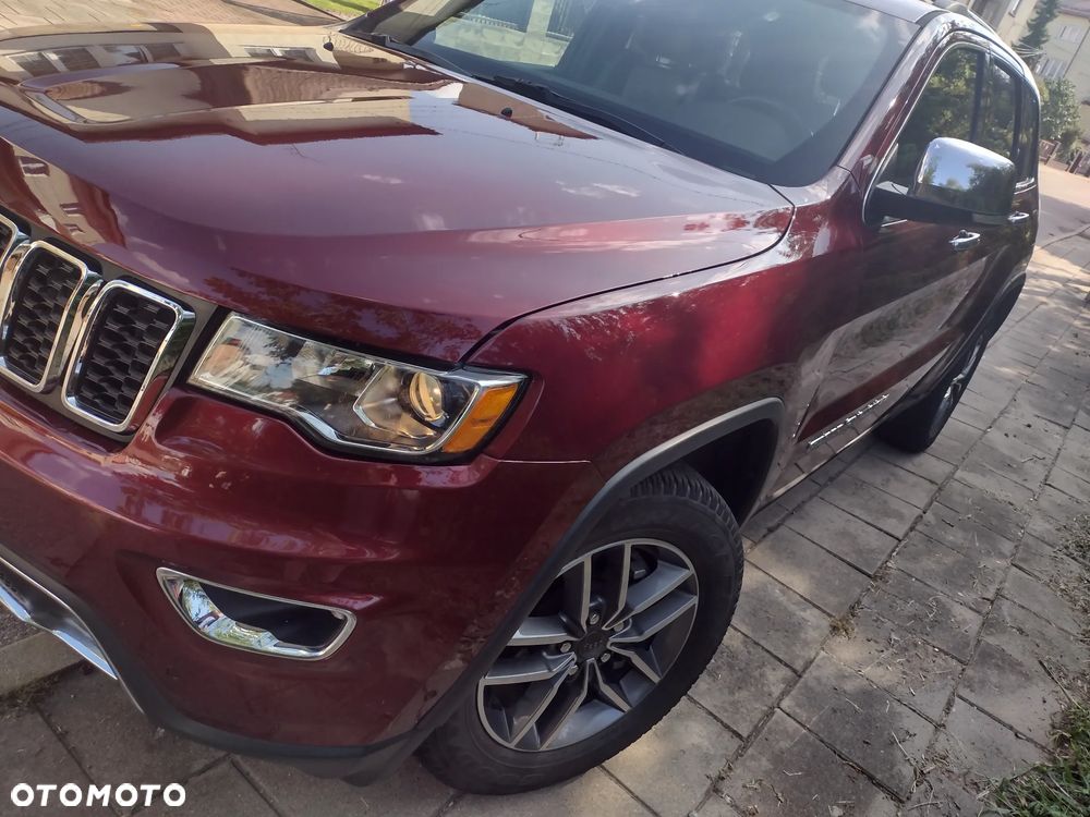 Jeep Grand Cherokee - 14