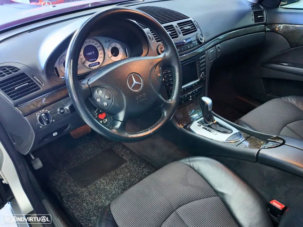Mercedes-Benz E 220 - 12
