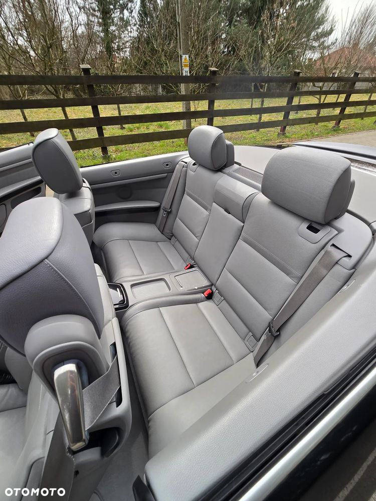 BMW Seria 3 330i M Sport Edition - 28