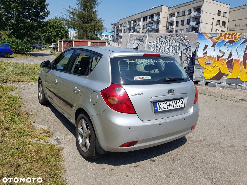Kia Ceed 1.4 Comfort + - 4