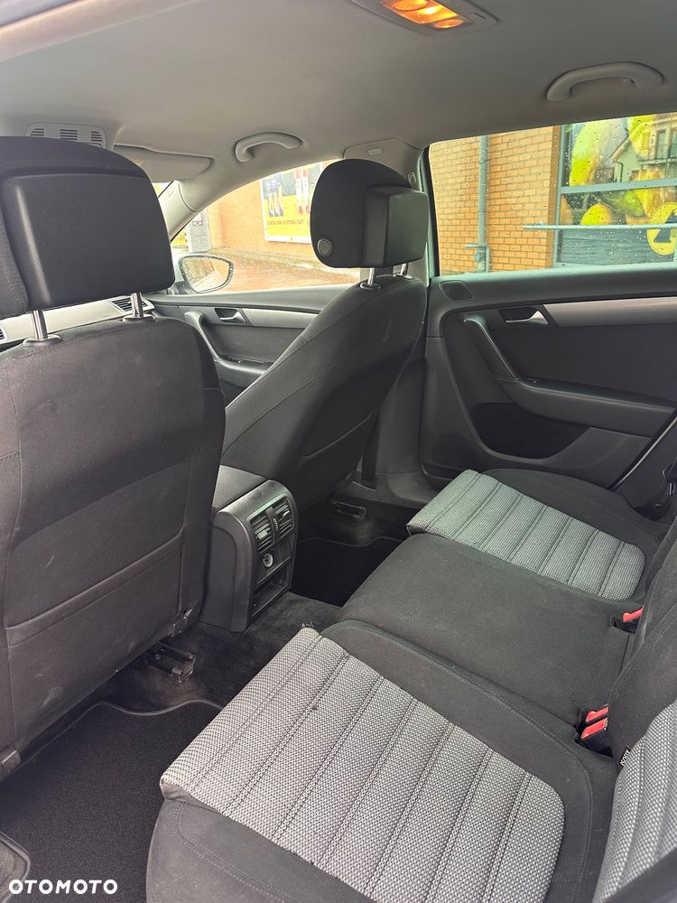 Volkswagen Passat 2.0 TDI 4Mot Highline DSG - 15