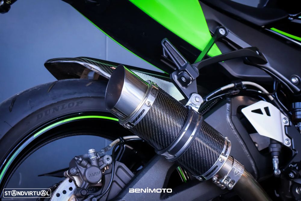 Kawasaki ZX 10R - 16