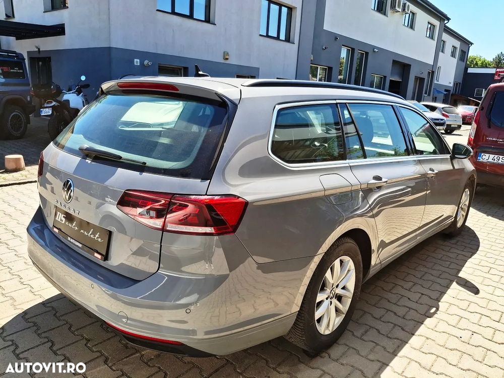 Volkswagen Passat 2.0 TDI DSG Comfortline - 5