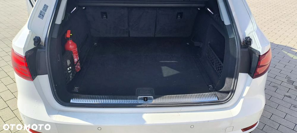 Audi A4 Avant - 19