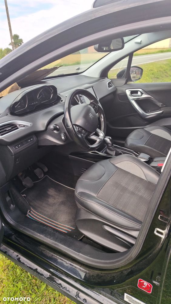 Peugeot 2008 1.2 Pure Tech Access - 4