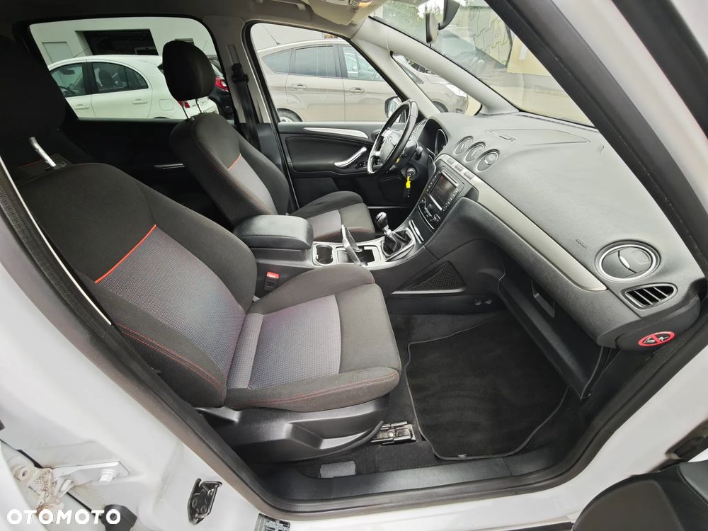 Ford S-Max 2.0 TDCi Trend - 23