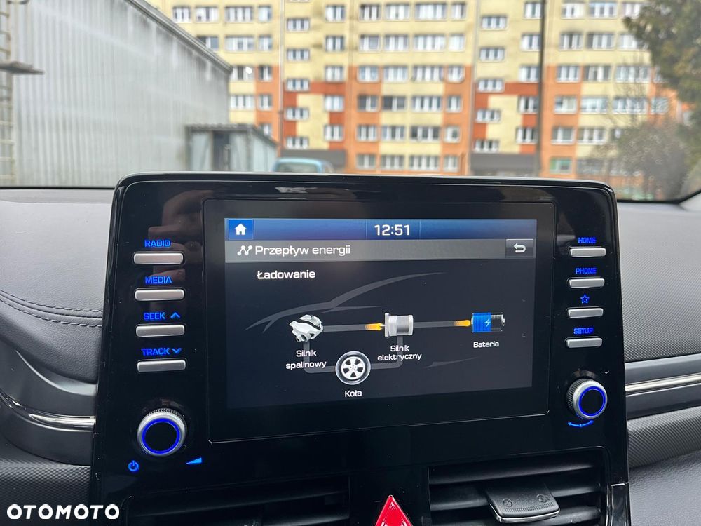 Hyundai IONIQ Hybrid Business - 24