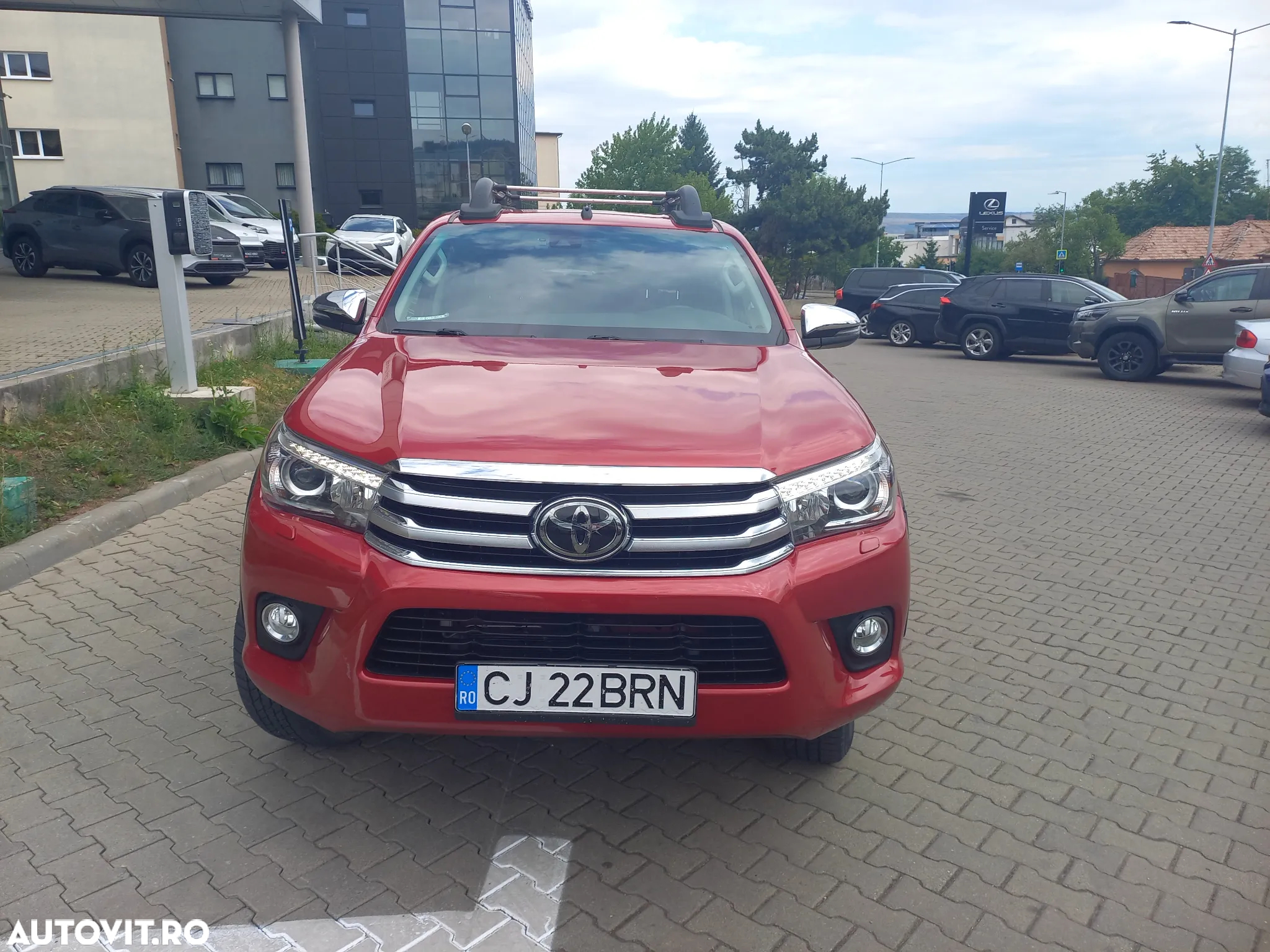 Toyota Hilux 4x4 Double Cab A/T Invincible - 2