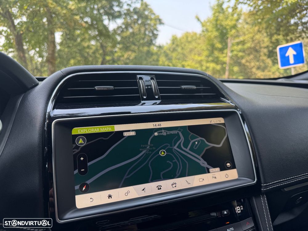 Jaguar F-Pace 2.0 i4D R-Sport Aut. - 17