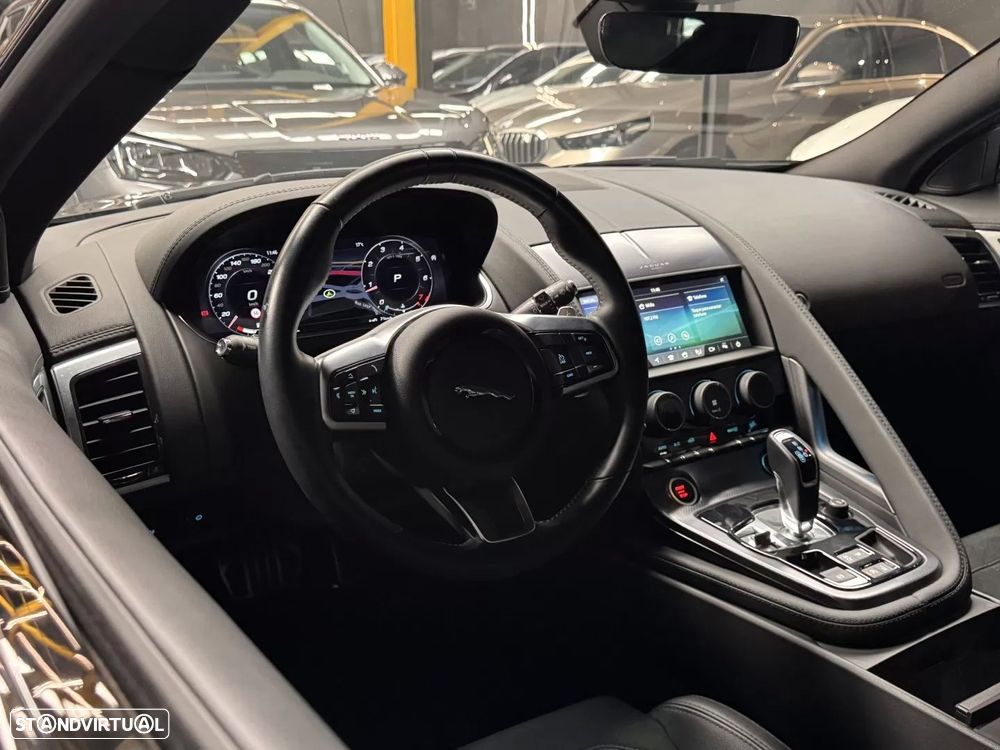 Jaguar F-Type 2.0 i4 R-Dynamic Black - 16