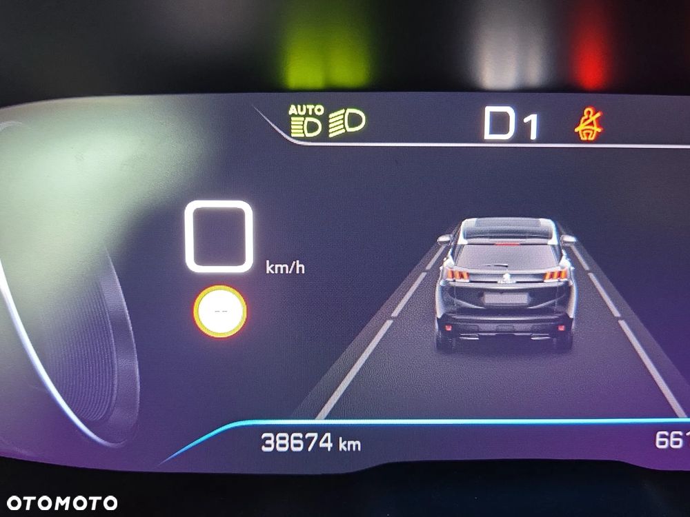 Peugeot 3008 1.5 BlueHDi Allure Pack S&S EAT8 - 38