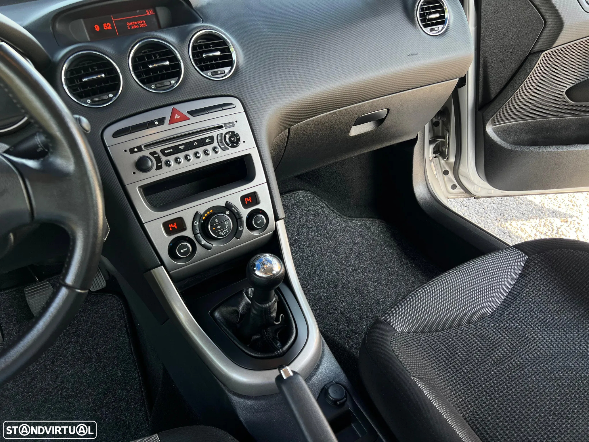 Peugeot 308 1.6 HDi Executive - 12
